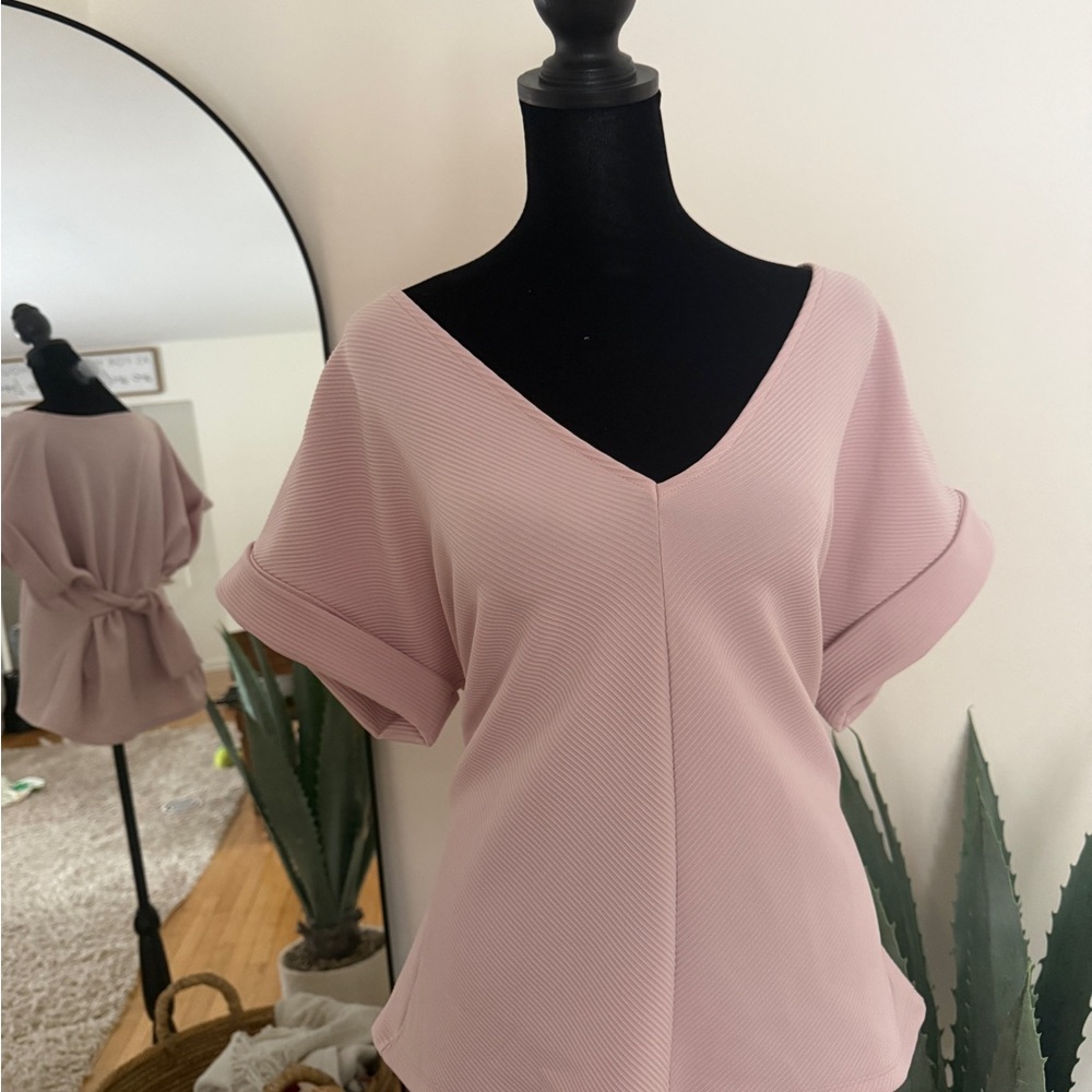 Express Light Pink Ribbed Top - Picture 3 of 5